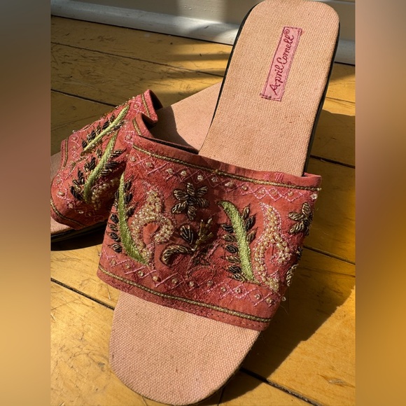 April Cornell Embroidered Slides/Sandals - Picture 2 of 4